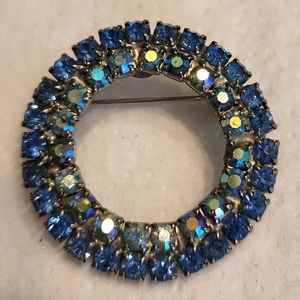 Blue gem brooch